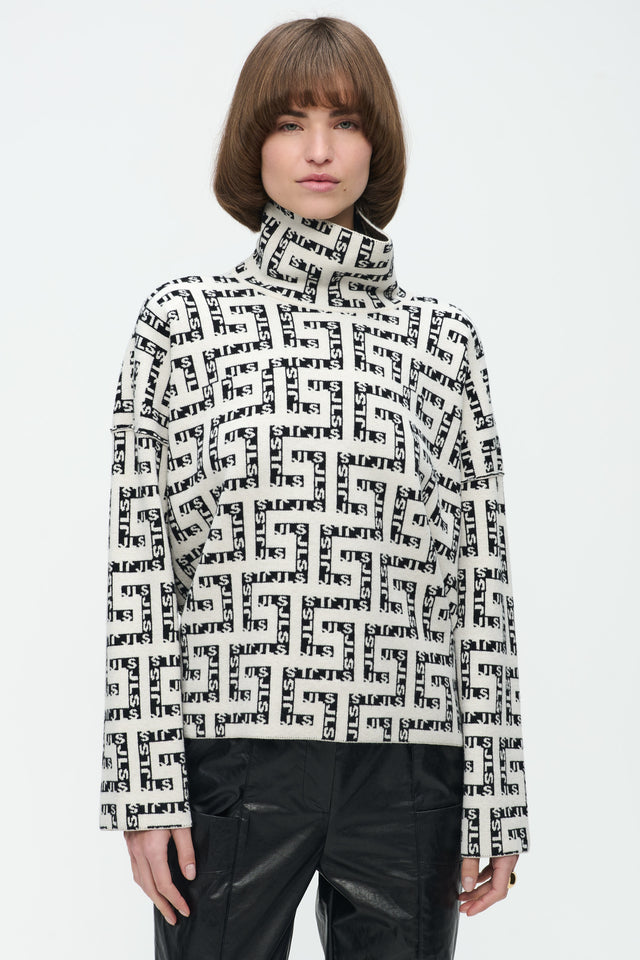 Baker Studio Pullover | White Black